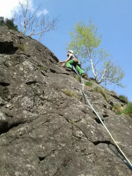 Inizio del 4 tiro, prima del passaggio chiave di 6a+ in aderenza  - Andrea Bettinelli 