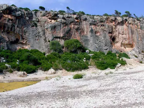 Mallorca walls - http://mallorcaphotoblog.com